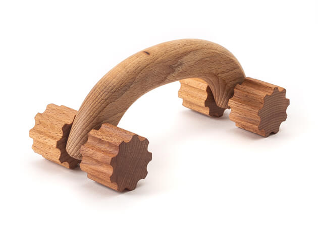 Fából készült anti cellulit masszírozó