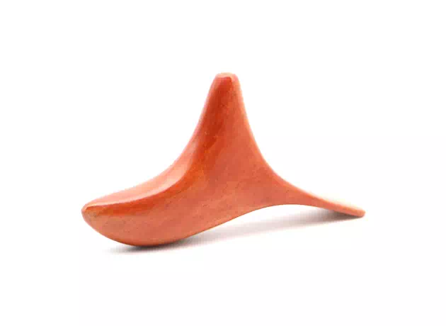 Fából készült masszírozó Y